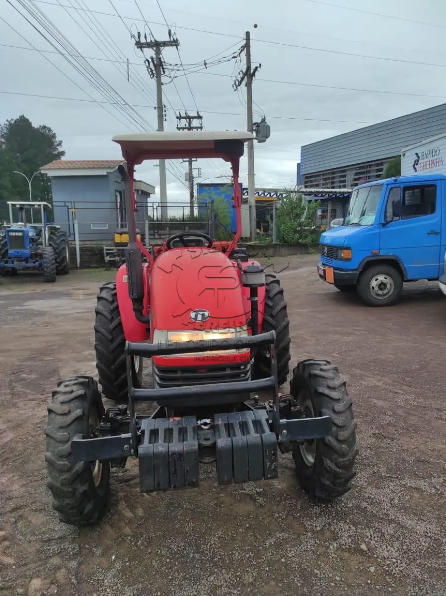 LOTE 001 - TRATOR TRAMONTINI